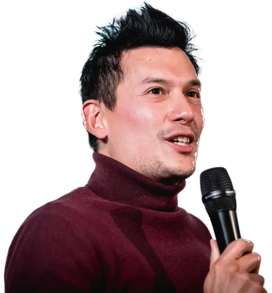 Alexandre Florentin, micro à la main, lors d'une conférence